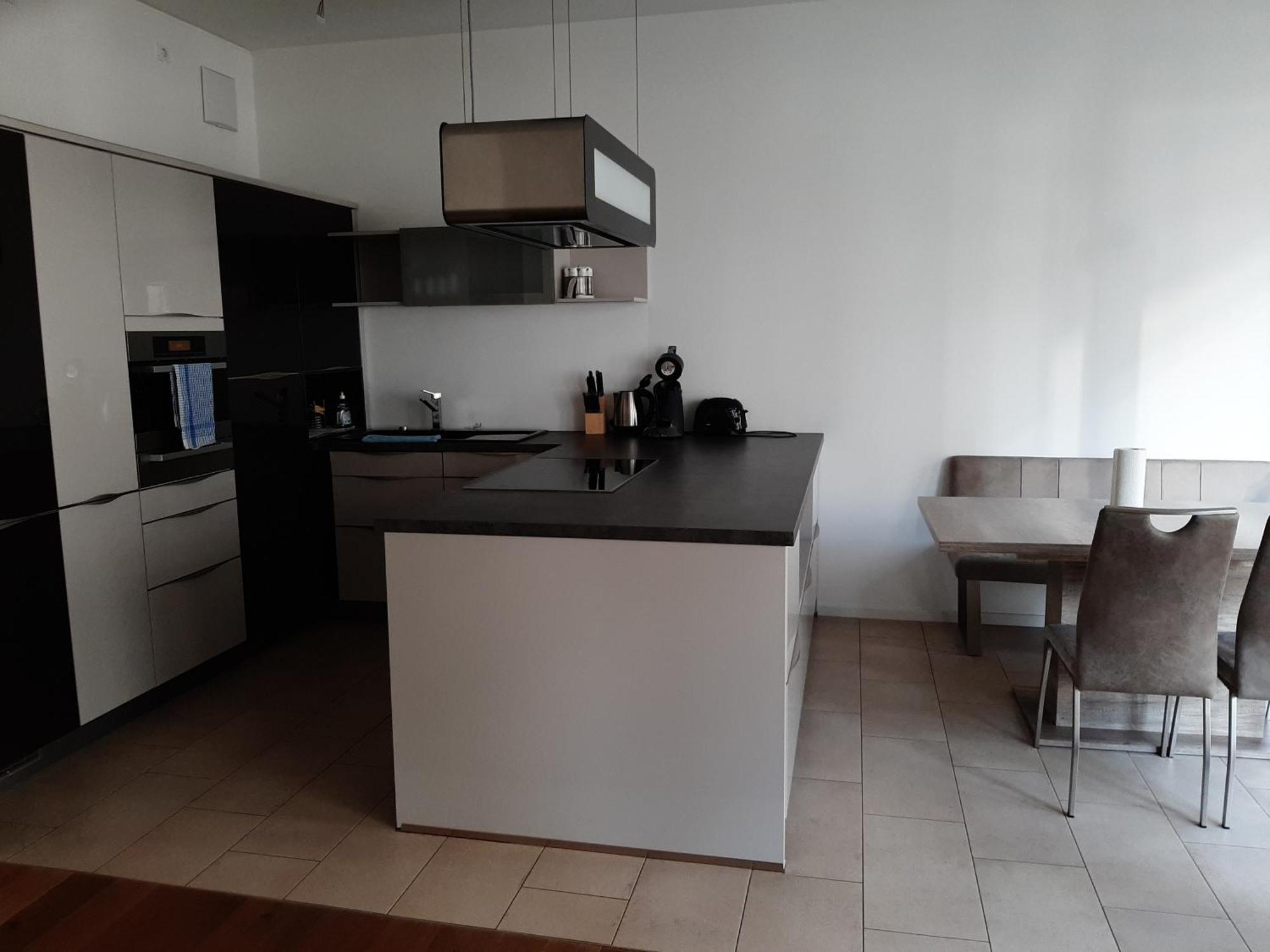 Hochwertig Im Herzen Stuttgarts חדר תמונה